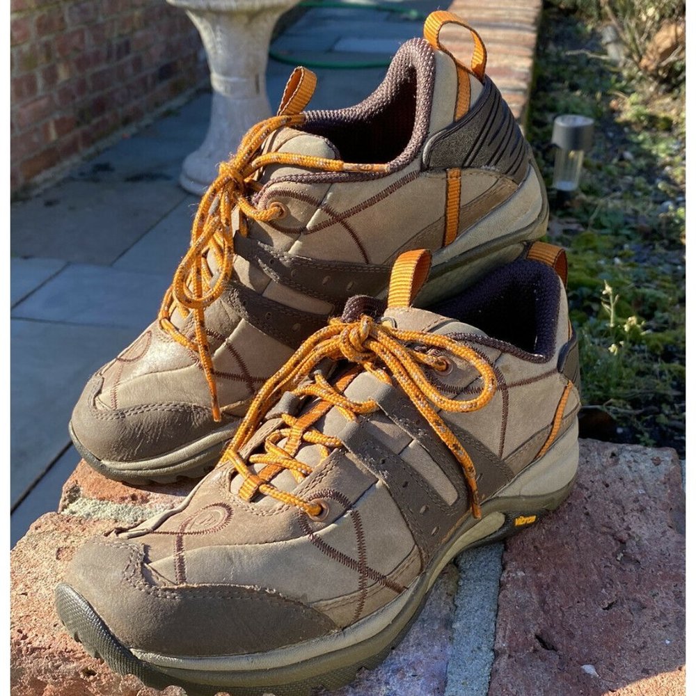 MERRELL Womens Siren Metro Brown Shoe Walking Hiking Sz 10 EXCELLENT Condition